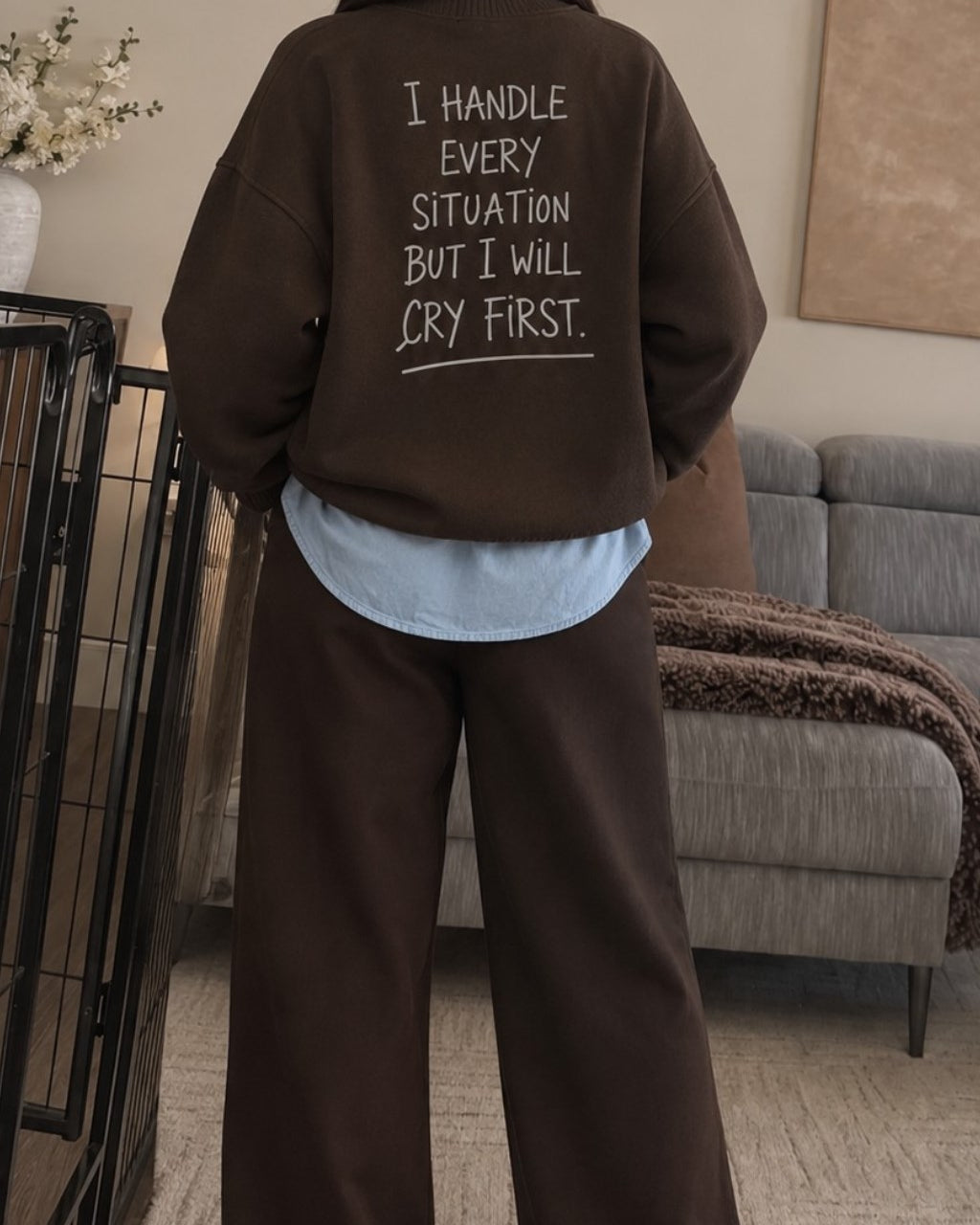 Kadın Relaxed Fit Sweatshirt Cry First Baskılı Kahverengi – Bisiklet Yaka, 3 İplik Şardonsuz