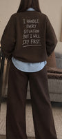 Kadın Relaxed Fit Sweatshirt Cry First Baskılı Kahverengi – Bisiklet Yaka, 3 İplik Şardonsuz