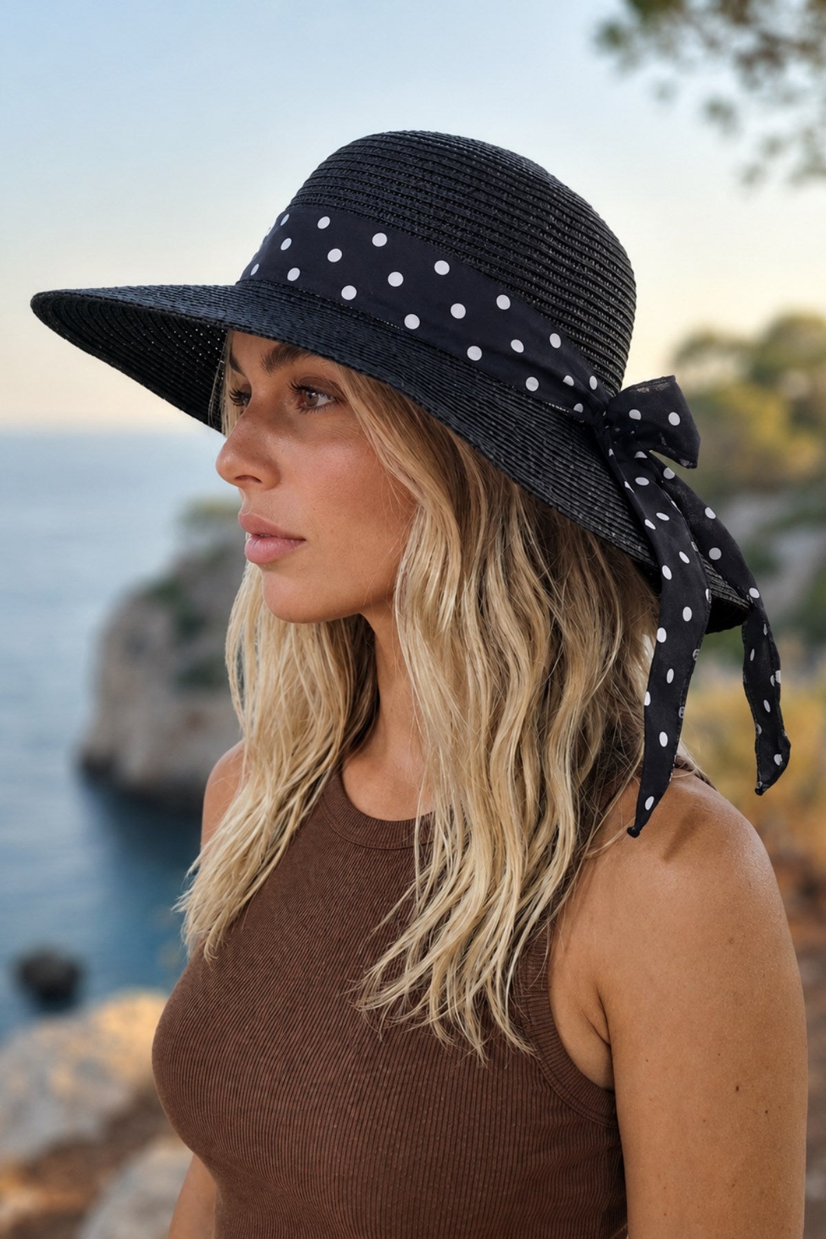Kadın Polka Riviera Geniş Kenarlı Hasır Şapka Siyah – Puantiyeli Bağlama Detaylı Yazlık Model