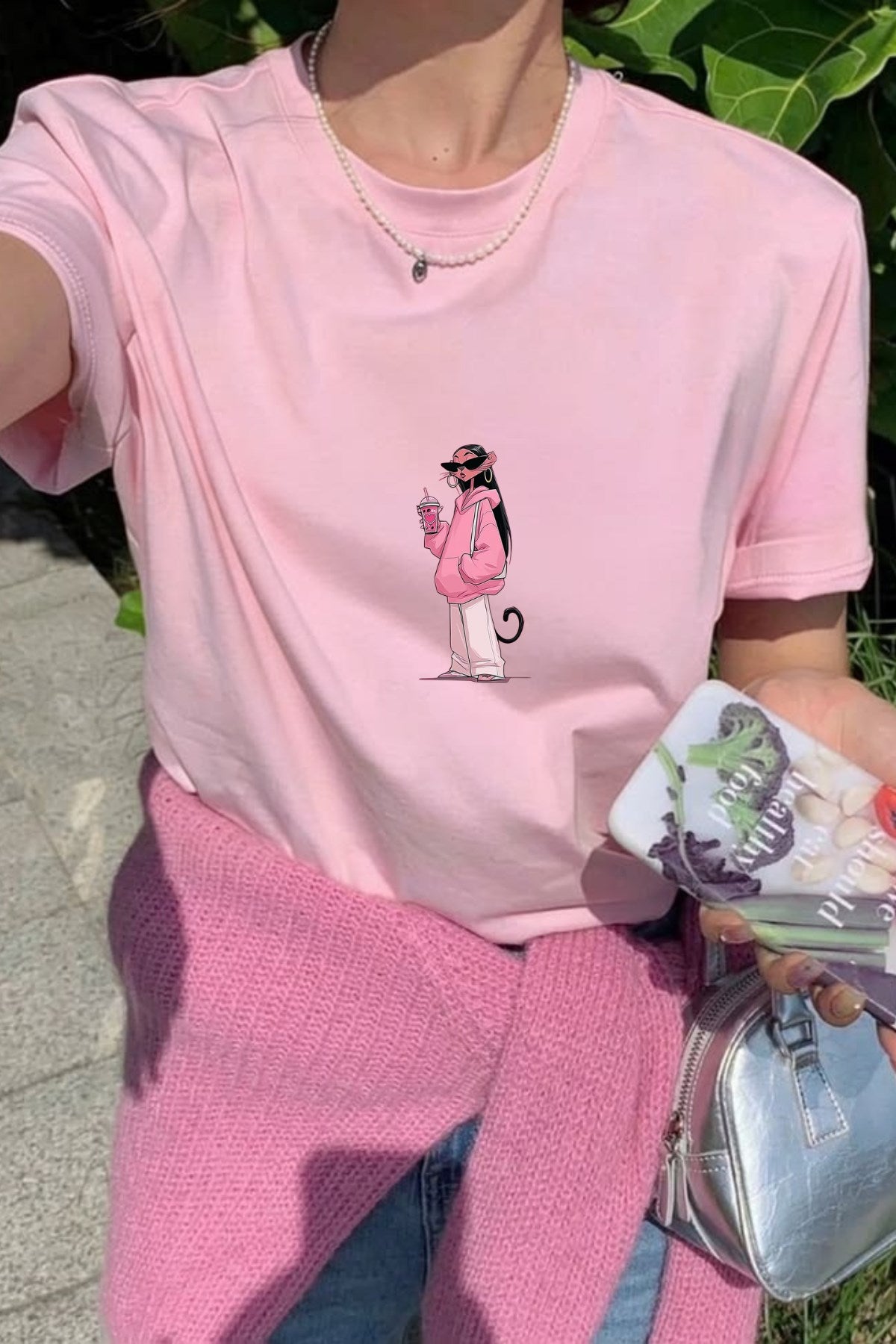 Kadın Oversize Tişört Pink Kitty Club Baskılı Pembe – Bisiklet Yaka, Rahat Kalıp, %100 Pamuk
