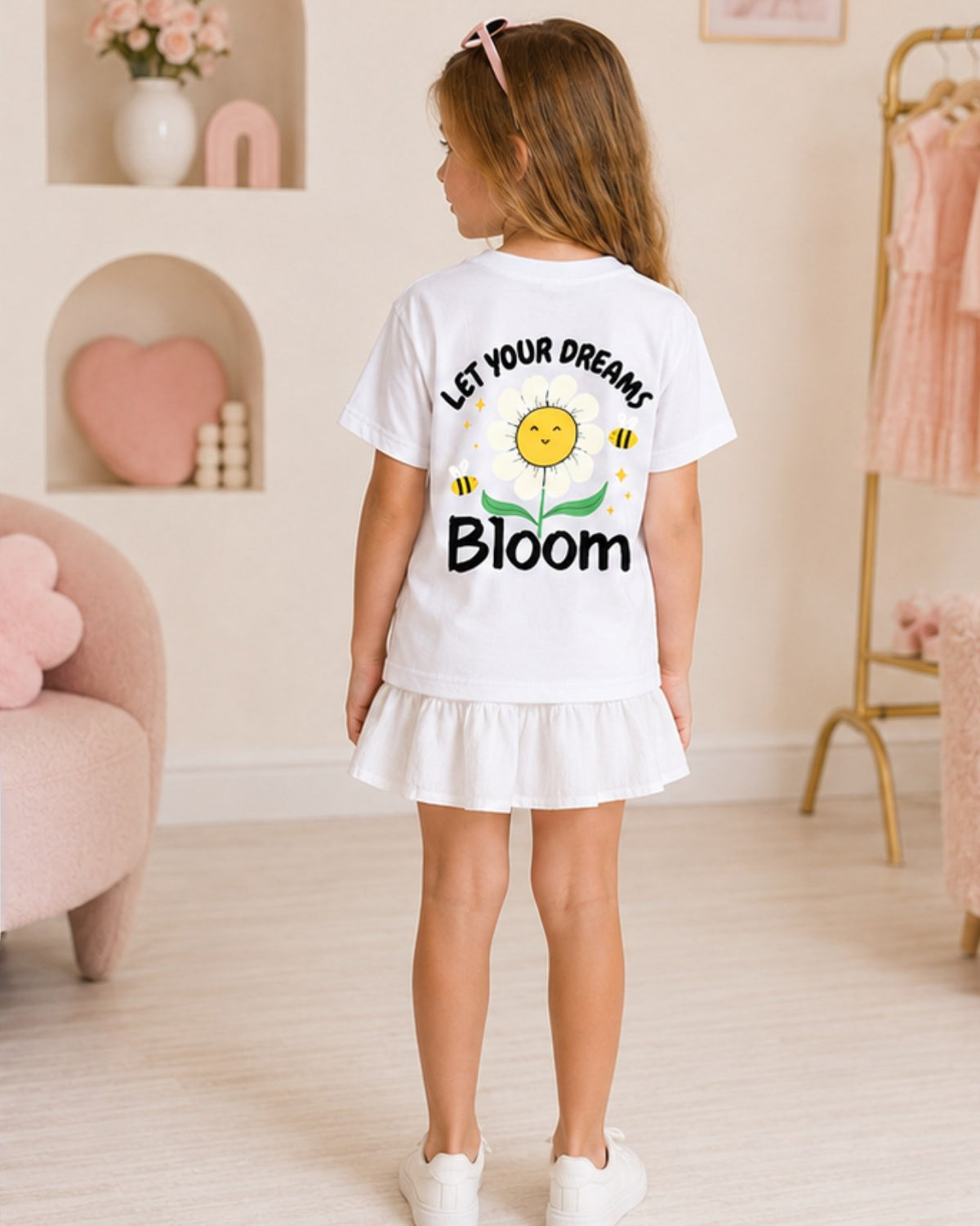 Kız Çocuk Tişört Let Your Dreams Bloom Baskılı Beyaz – Bisiklet Yaka, Rahat Kalıp, %100 Pamuk