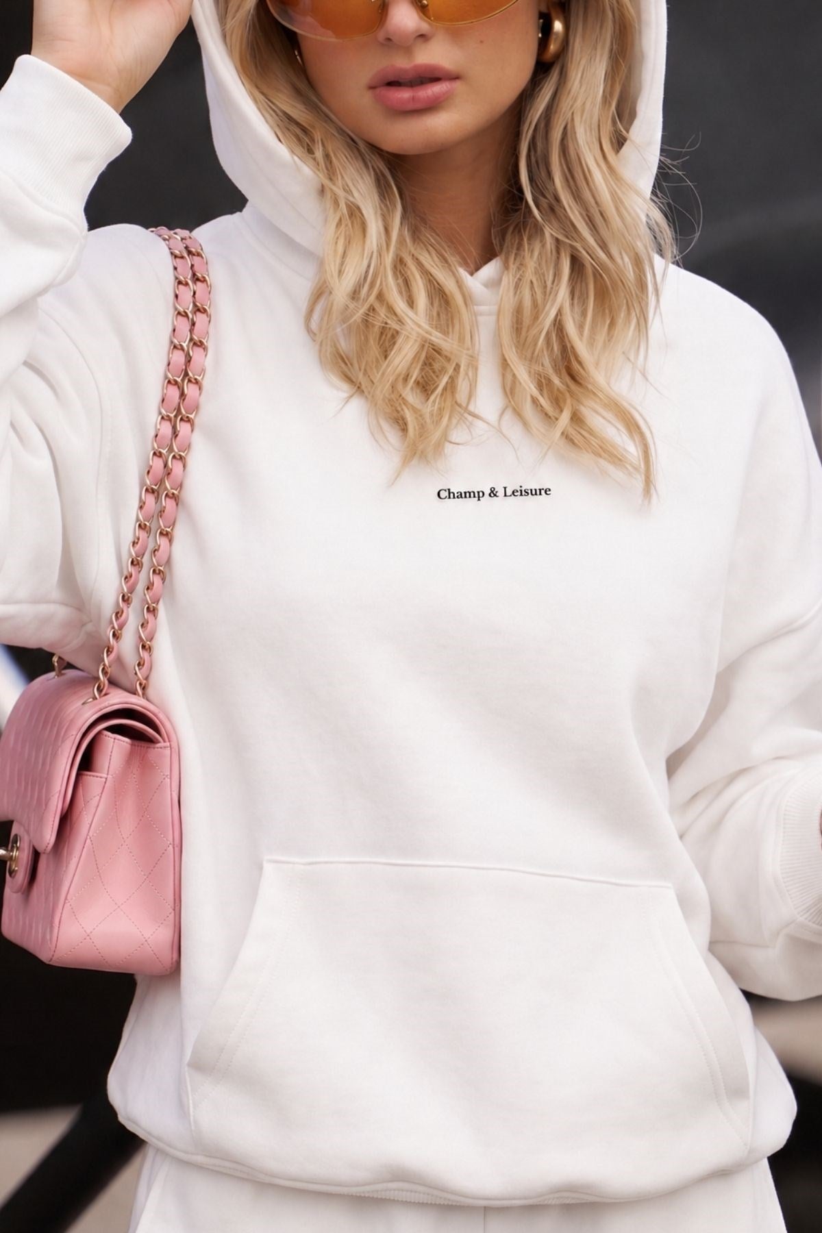 Unisex Oversize Eşofman Takımı Champ & Leisure Baskılı Beyaz – 3 İplik, Kapüşonlu Üst, Lastikli Alt