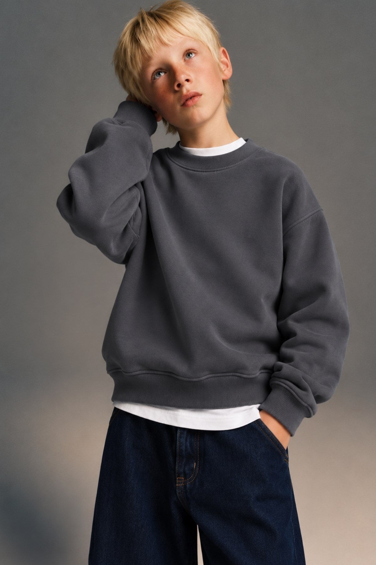 Erkek Çocuk Oversize Sweatshirt Basic Füme – Bisiklet yaka, 3 iplik şardonlu polar