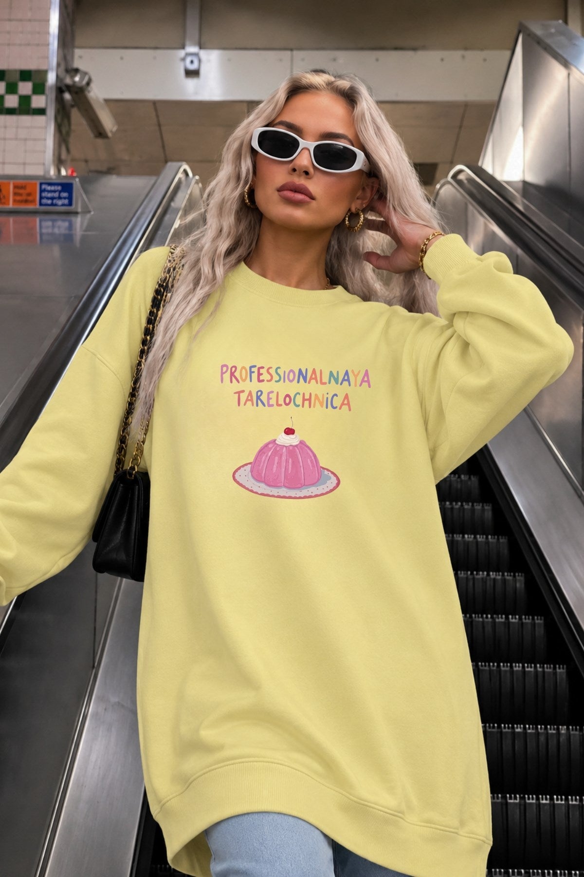 Kadın Oversize Sweatshirt Elbise Sweet Mood Baskılı Sarı – Bisiklet Yaka, 3 İplik Şardonlu Polar