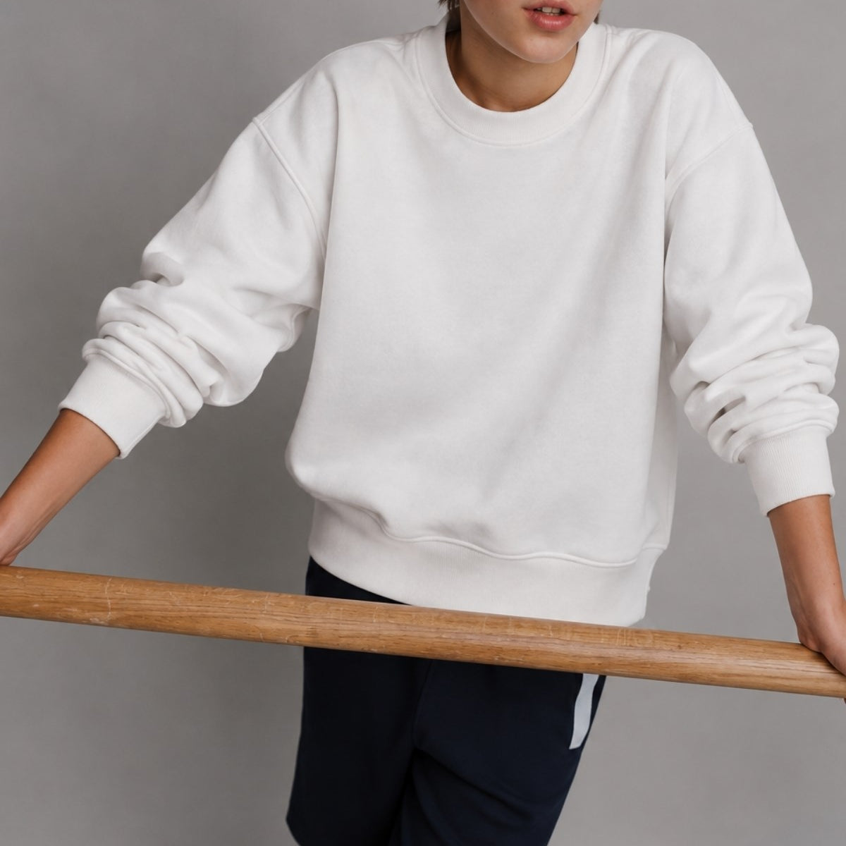 Erkek Çocuk Oversize Sweatshirt Basic Beyaz – Bisiklet yaka, 3 iplik şardonlu polar