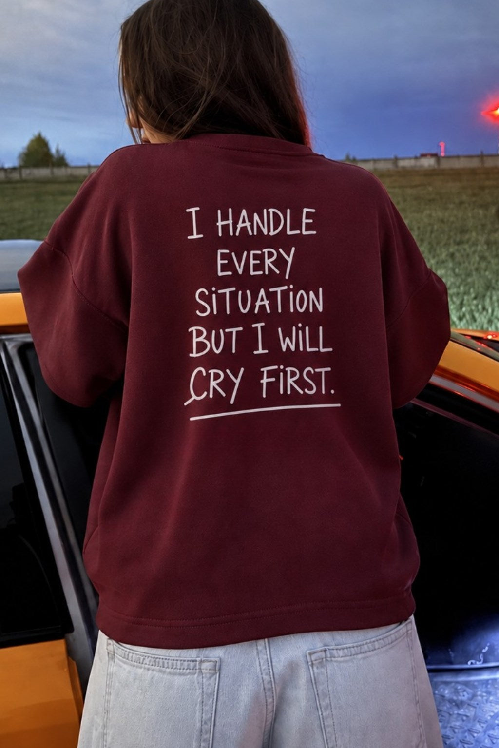 Kadın Relaxed Fit Sweatshirt Cry First Baskılı Bordo – Bisiklet Yaka, 3 İplik Şardonsuz, Düşük Omuz