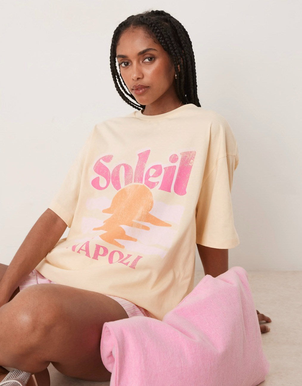 Kadın Sarı Oversize Soleil Yazılı Yazlık Güneş Desenli Tişört