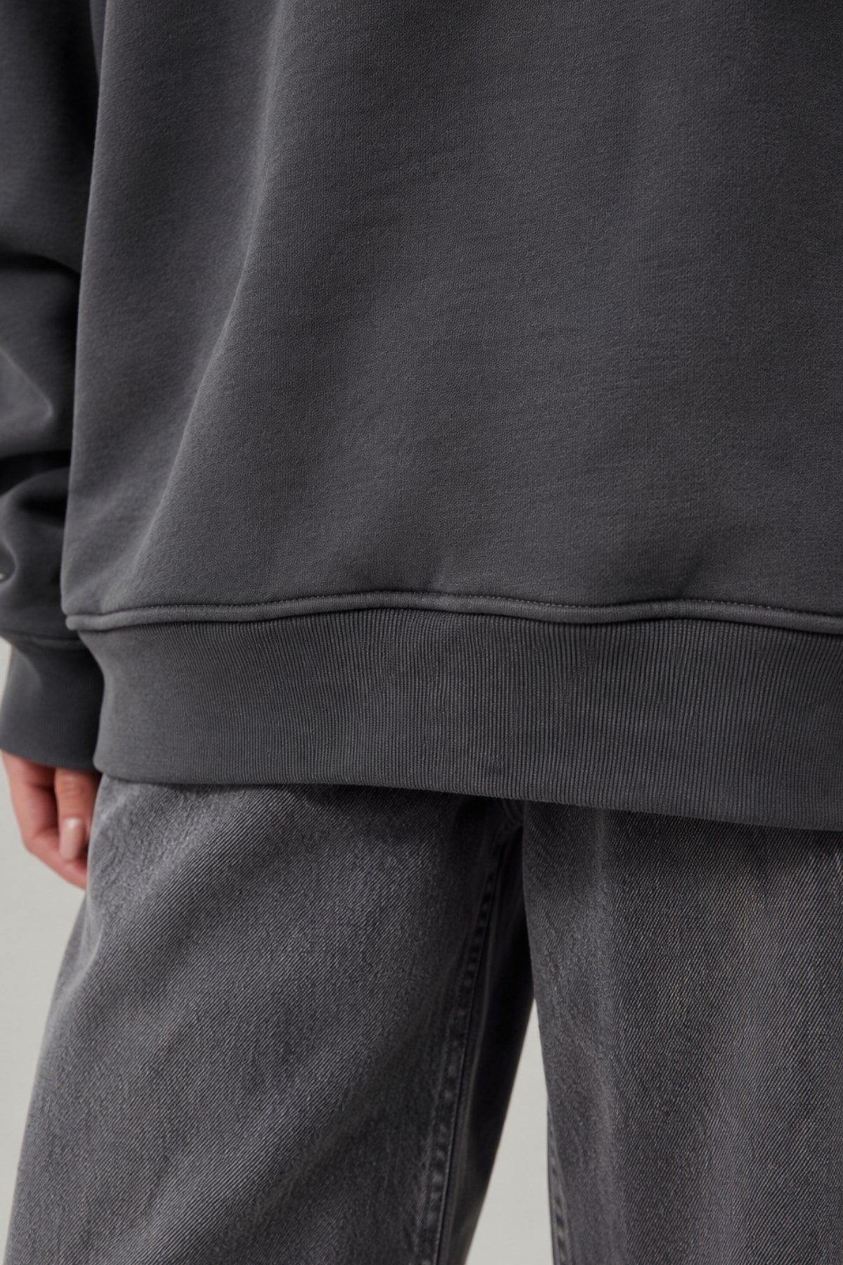 Kadın Oversize Sweatshirt Empathy 3D Baskılı Füme – Bisiklet Yaka, 3 İplik Şardonlu Polar