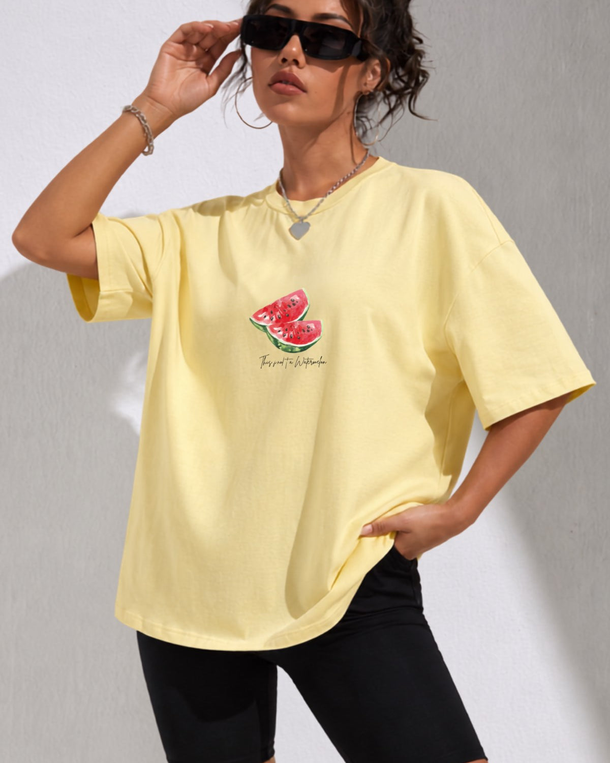 Kadın Oversize Tişört Watermelon Mood Baskılı Sarı – Bisiklet Yaka, Rahat Kalıp, %100 Pamuk