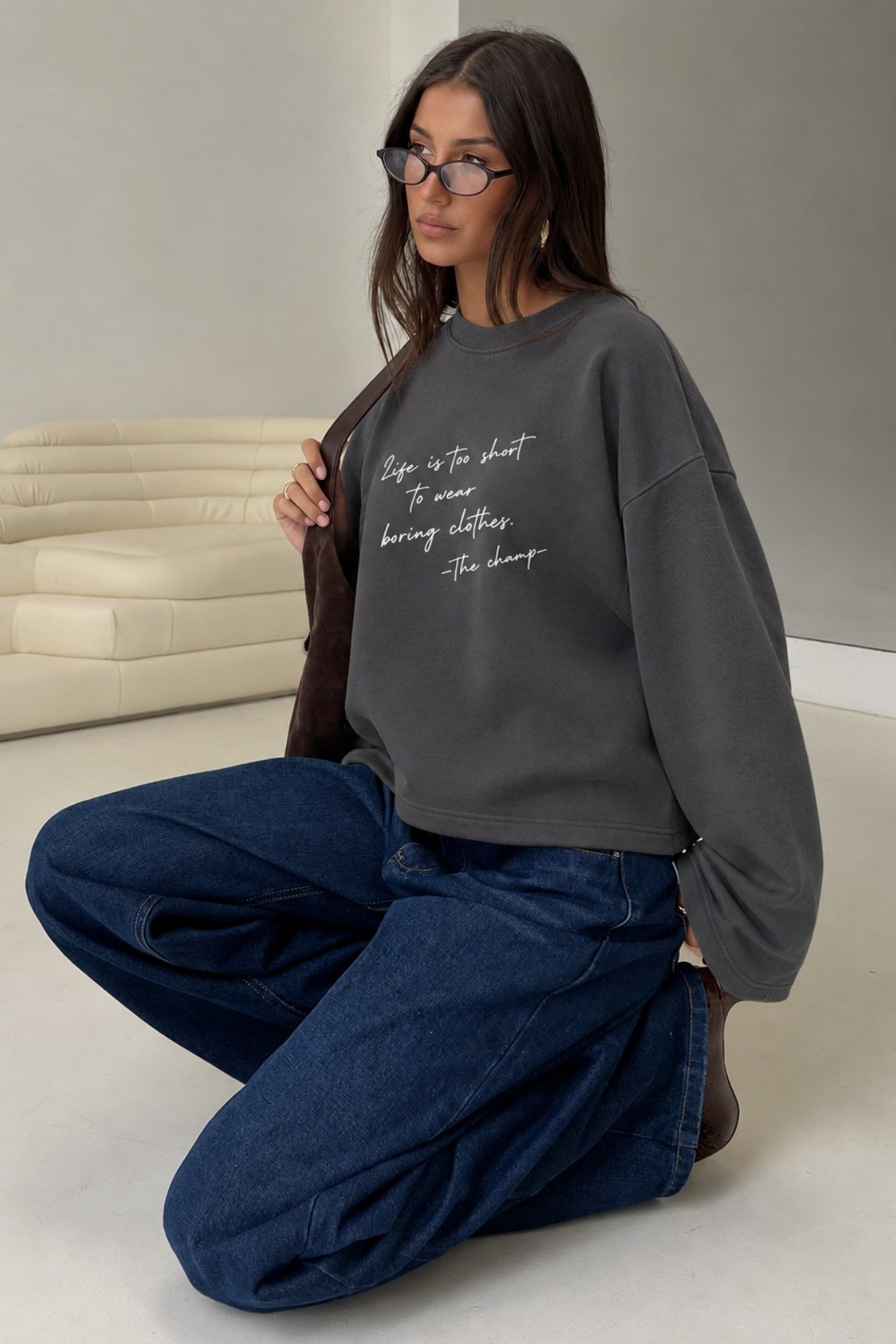 Kadın Relaxed Fit Sweatshirt Life Is Too Short Baskılı Füme – Bisiklet Yaka, 3 İplik Şardonsuz