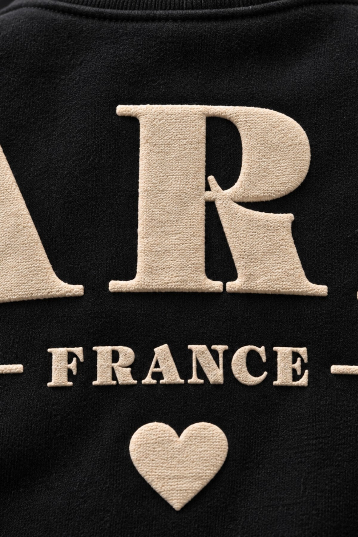 Kadın Oversize Sweatshirt Paris 3D Baskılı Siyah – Bisiklet Yaka, Kol ve Sırt Baskılı, 3 İplik