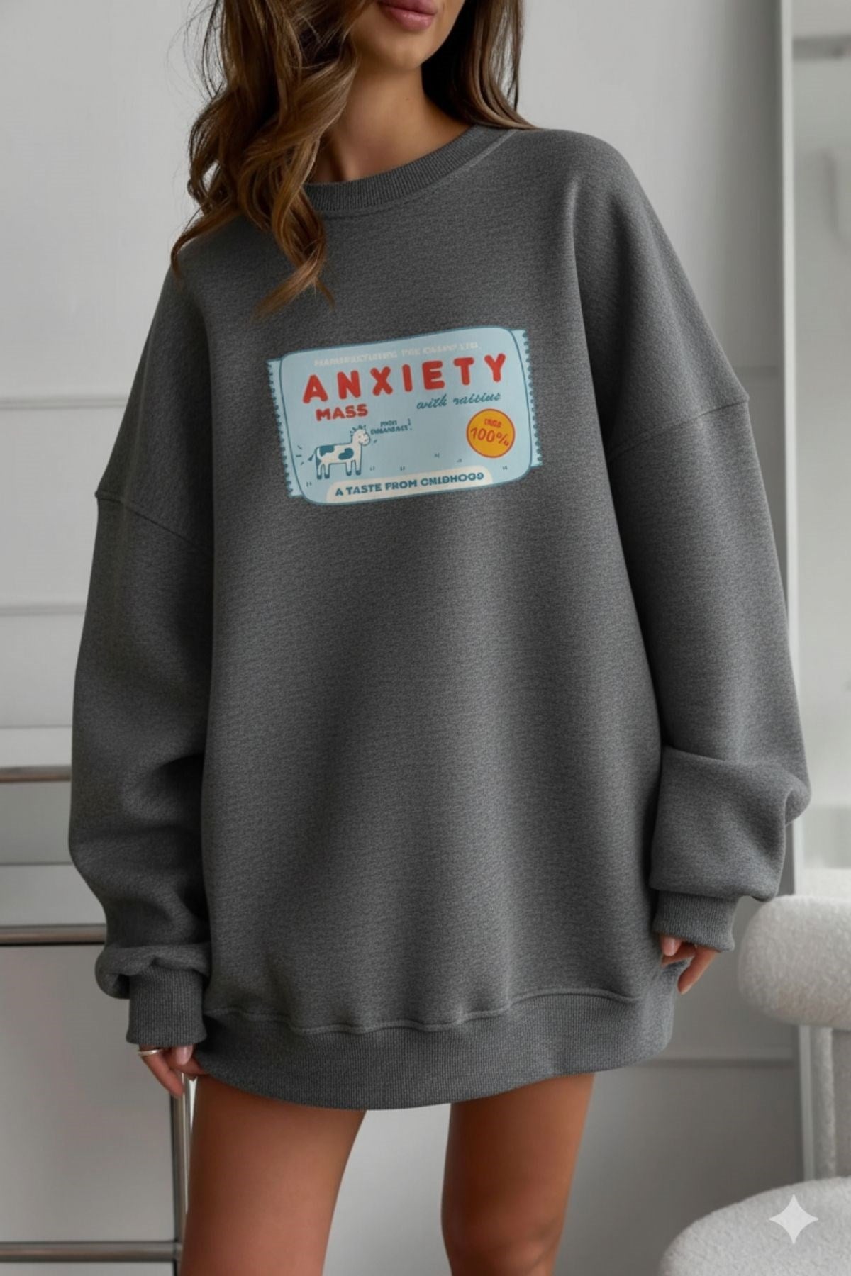 Kadın Oversize Sweatshirt Elbise Anxiety Bar Baskılı Füme Melanj– Bisiklet Yaka, 3 İplik Polar