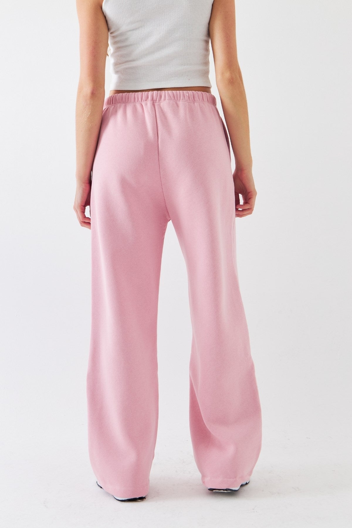 Oversize Unisex Eşofman Altı Pembe – 3 İplik Şardonlu, Bol Paça, Cepli, Modern Rahat Kesim