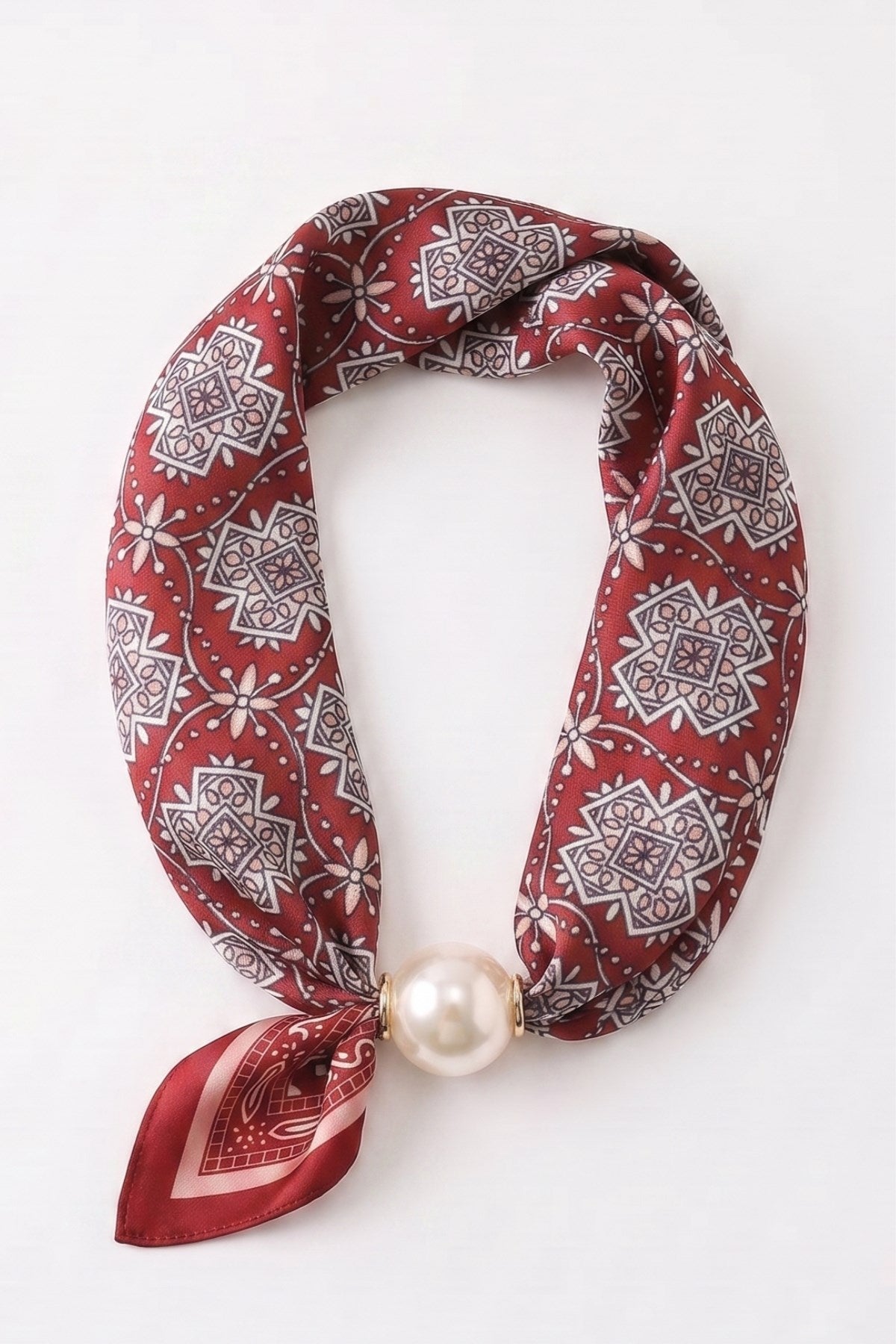 Kadın Oversize Tişört Ruby Scarf Mıknatıslı Fular Aksesuarlı Siyah – Rahat Kalıp, %100 Pamuk