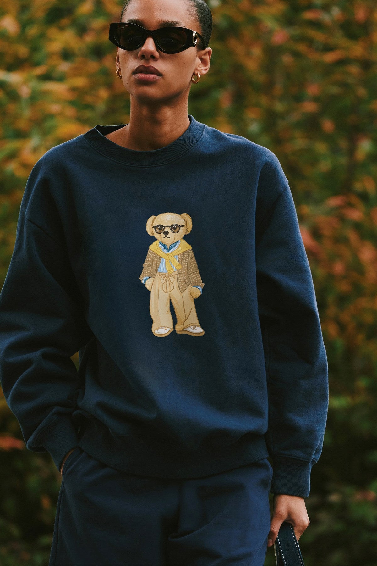 Kadın Oversize Sweatshirt Gentleman Bear Baskılı Lacivert – Bisiklet Yaka, 3 İplik Şardonlu