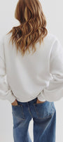 Kadın Oversize Sweatshirt Perles d’Élégance Baskılı Beyaz – Bisiklet Yaka, 3 İplik Şardonlu Polar