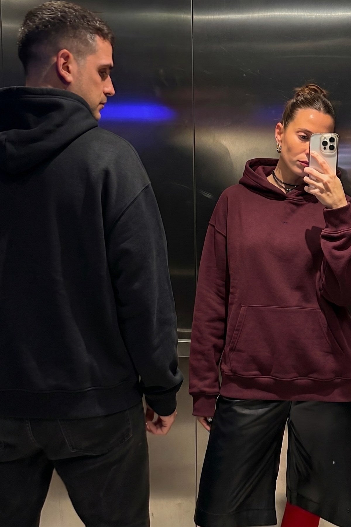 Unisex 2’li Oversize Basic Hoodie Siyah & Bordo – Kapüşonlu, Cepli, 3 İplik Şardonlu Polar