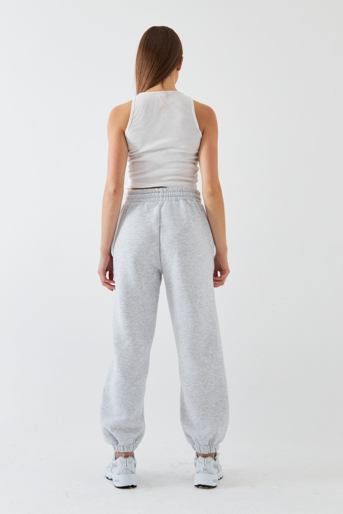 Oversize Unisex Eşofman Altı Gri Melanj – 3 İplik Şardonlu, Paça-Bel Lastikli, Cepli, Rahat Kesim