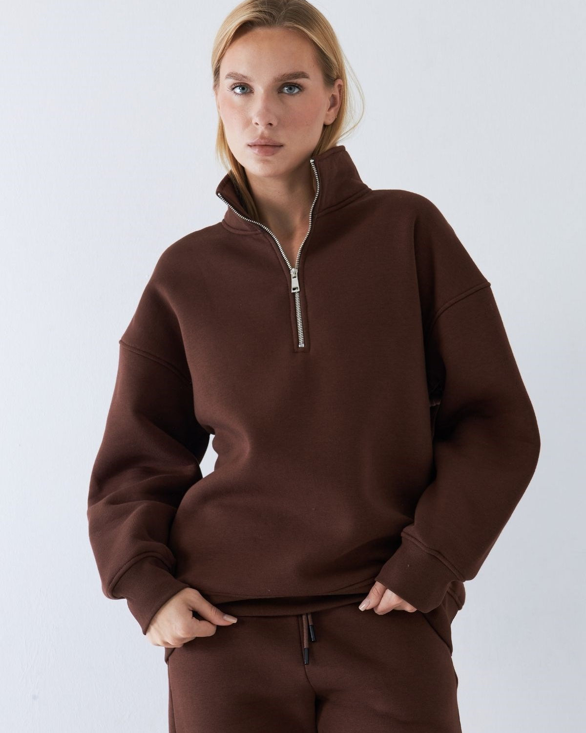 Unisex Oversize Sweatshirt Basic Kahverengi – Yarım Fermuar Dik Yaka, 3 İplik Şardonlu Polar