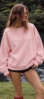 Kadın Oversize Sweatshirt Paris 3D Baskılı Pembe – Bisiklet Yaka, Kol ve Sırt Baskılı, 3 İplik