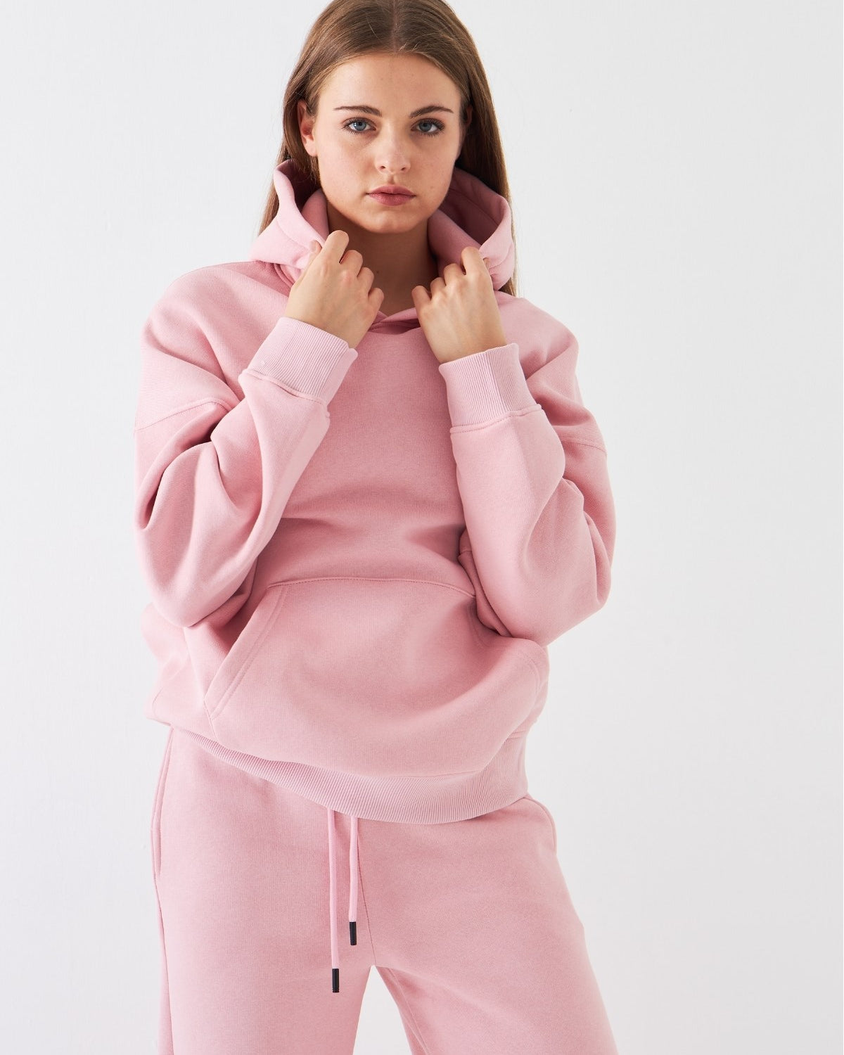 Oversize Unisex Sweatshirt Hoodie Pembe – Kapüşonlu, 3 İplik Şardonlu Polar, Kanguru Cepli, Basic