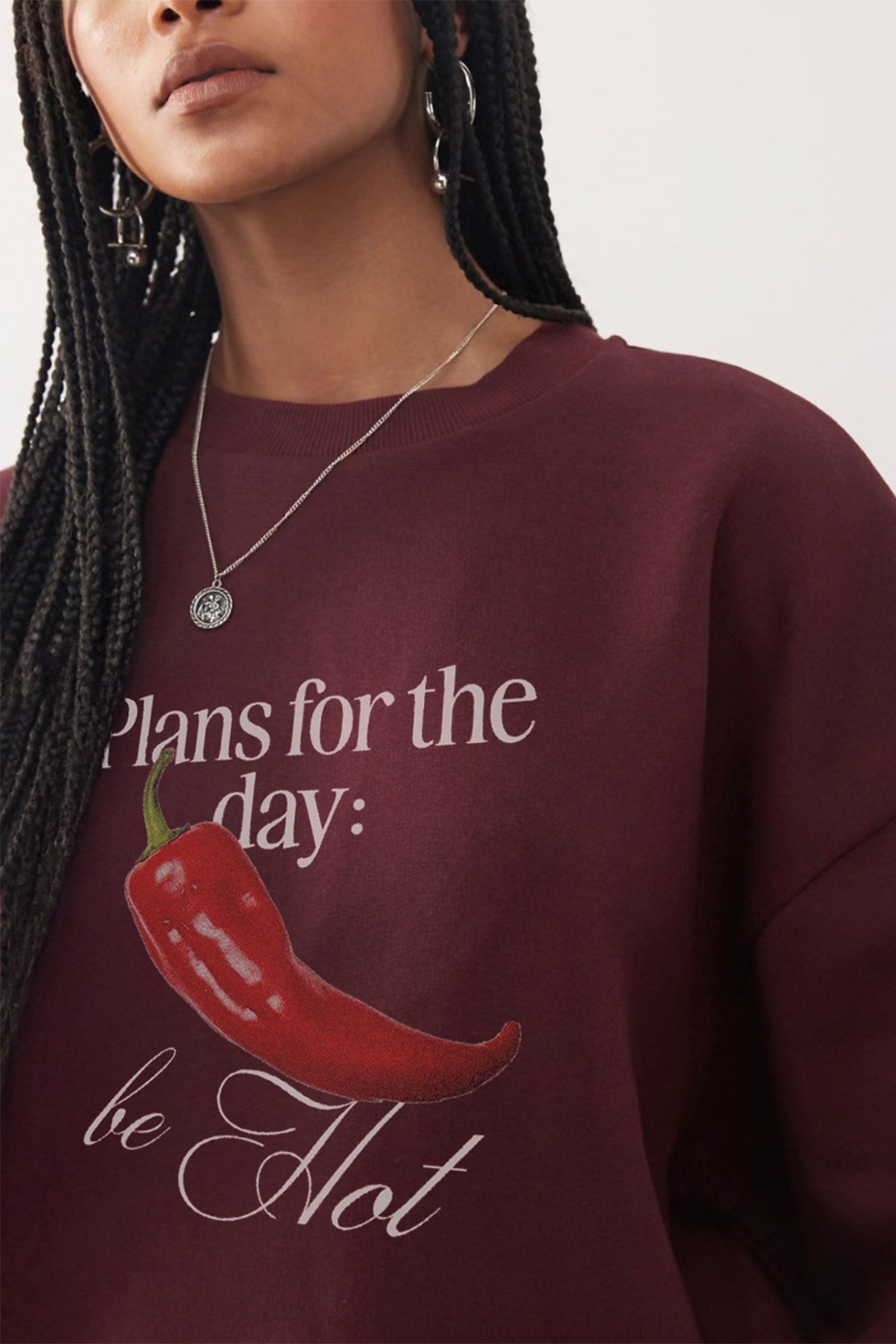 Kadın Oversize Sweatshirt Be Hot Baskılı Bordo – Bisiklet Yaka, 3 İplik Şardonlu Polar