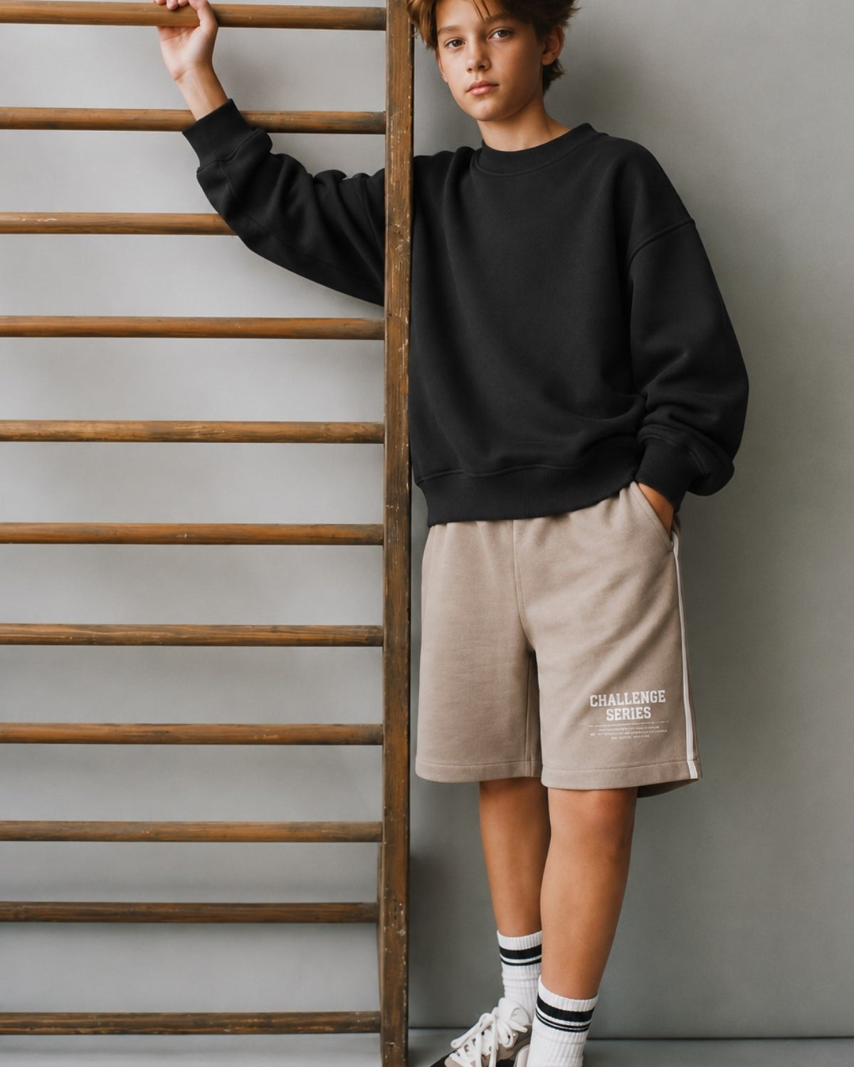 Erkek Çocuk Oversize Sweatshirt Basic Siyah – Bisiklet yaka, 3 iplik şardonlu polar