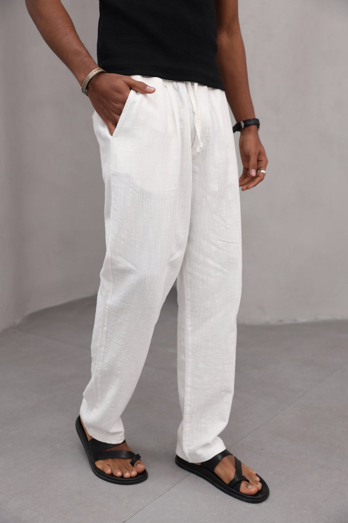 Rahat Kesim Düz Paça %100 Cotton Bağcıklı Erkek Pantolon