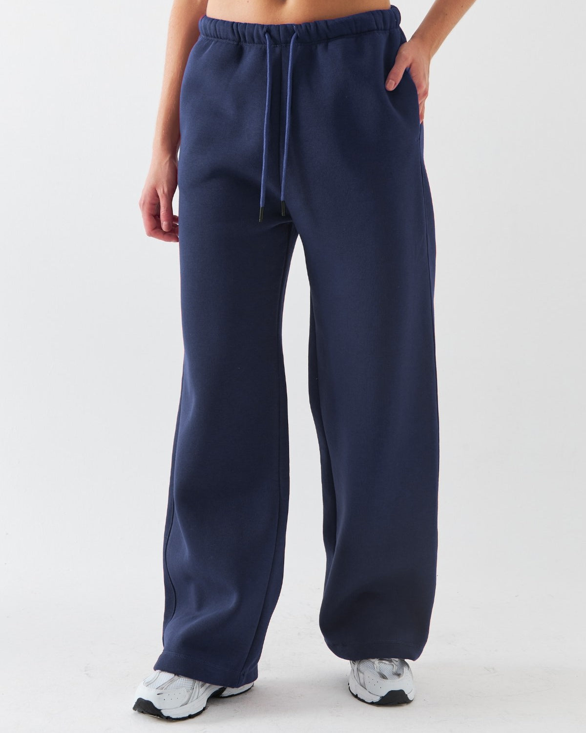 Oversize Unisex Eşofman Altı Marine – 3 İplik Şardonlu Polar, Bol Paça, Cepli Modern Rahat Kesim