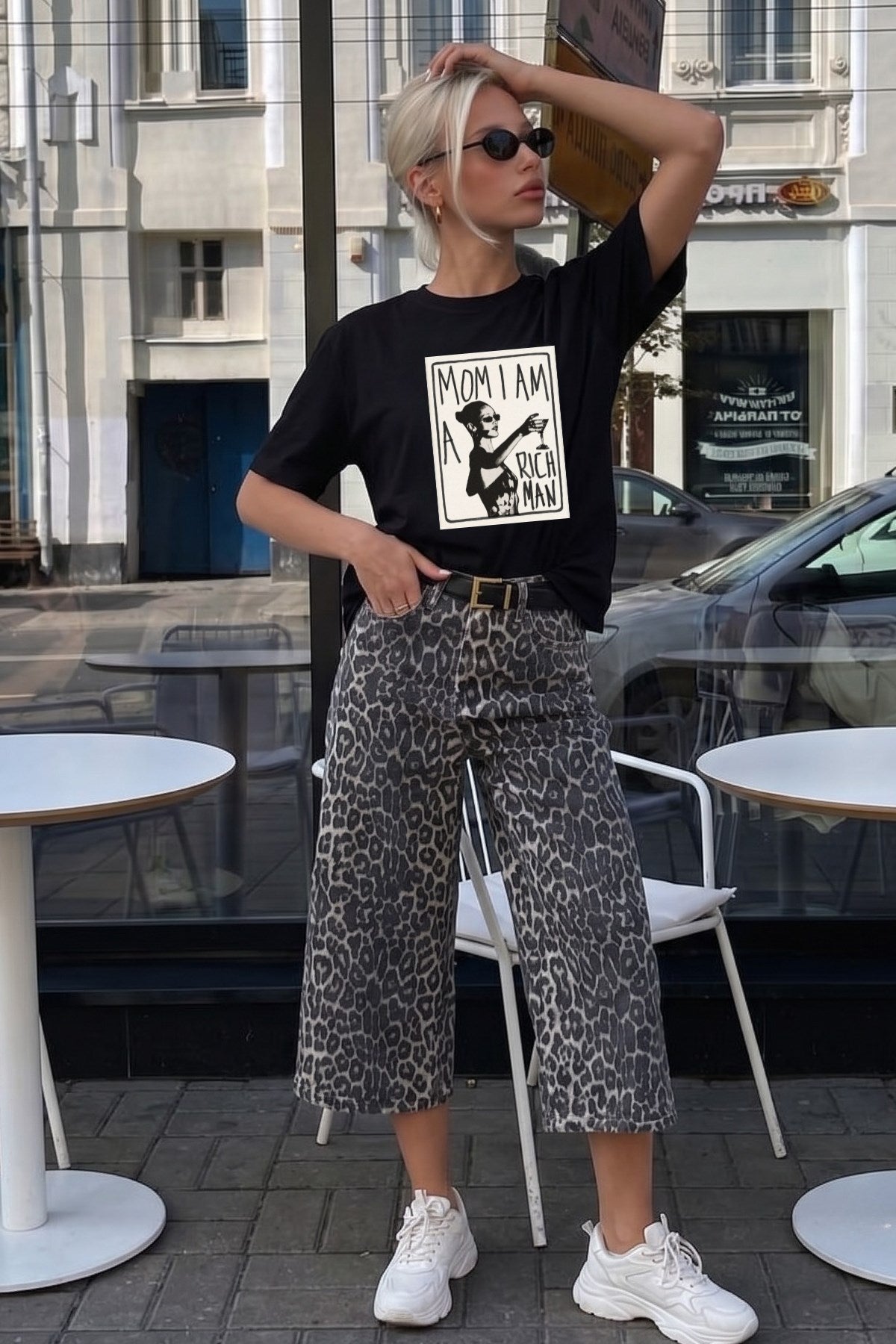 Kadın Oversize Tişört Mom I Am A Rich Man Baskılı Siyah – Bisiklet Yaka, Rahat Kalıp, %100 Pamuk