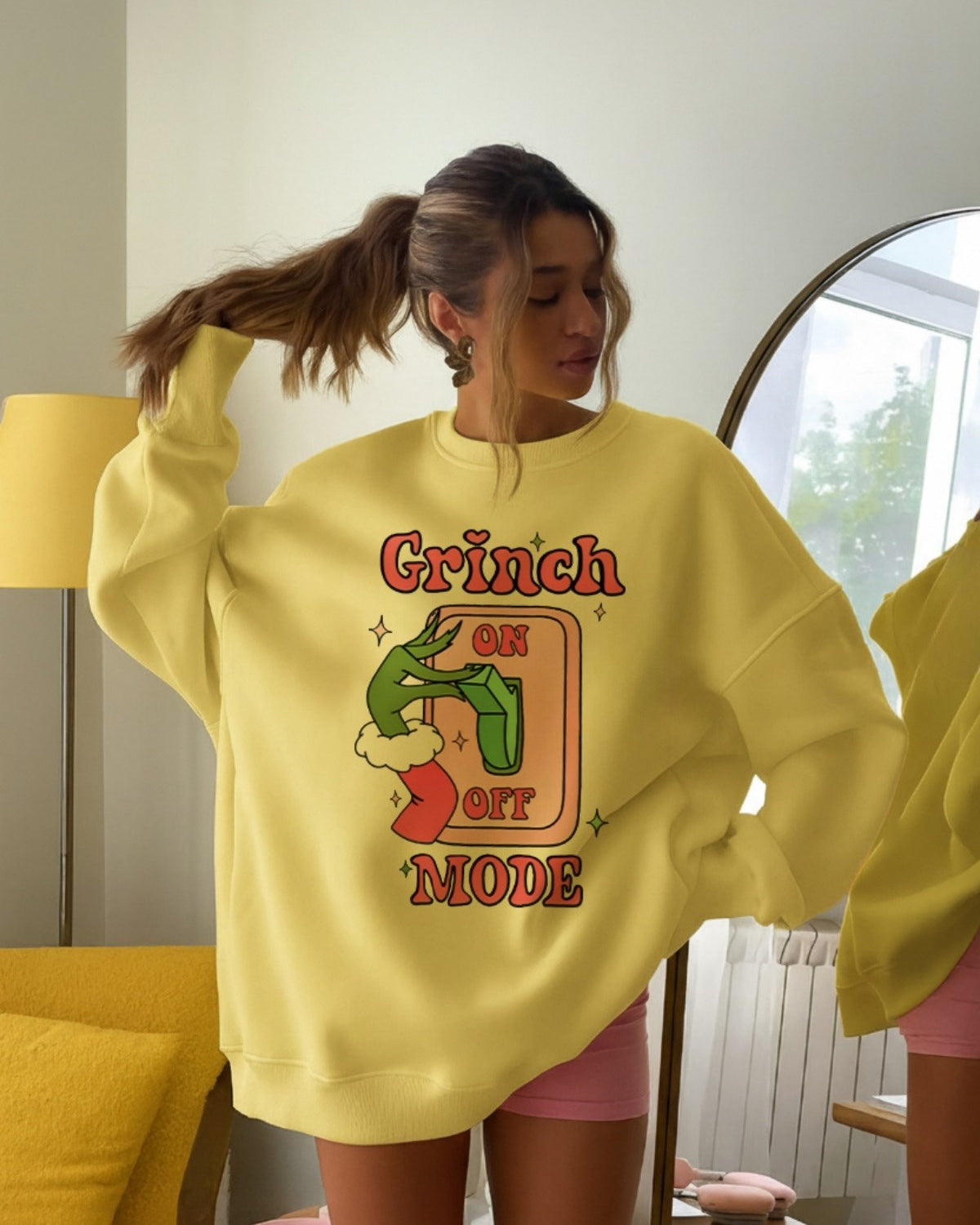 Kadın Oversize Sweatshirt Elbise Grinch Mode Baskılı Sarı – Bisiklet Yaka, 3 İplik Şardonlu Polar