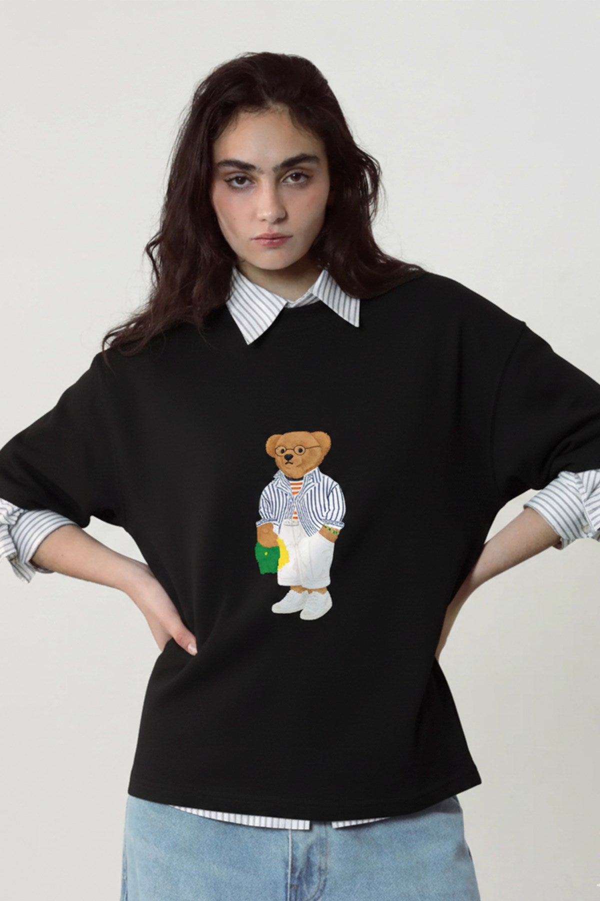 Kadın Oversize Tişört Bambino Bear Baskılı Siyah – Bisiklet Yaka, Rahat Kalıp, %100 Pamuk