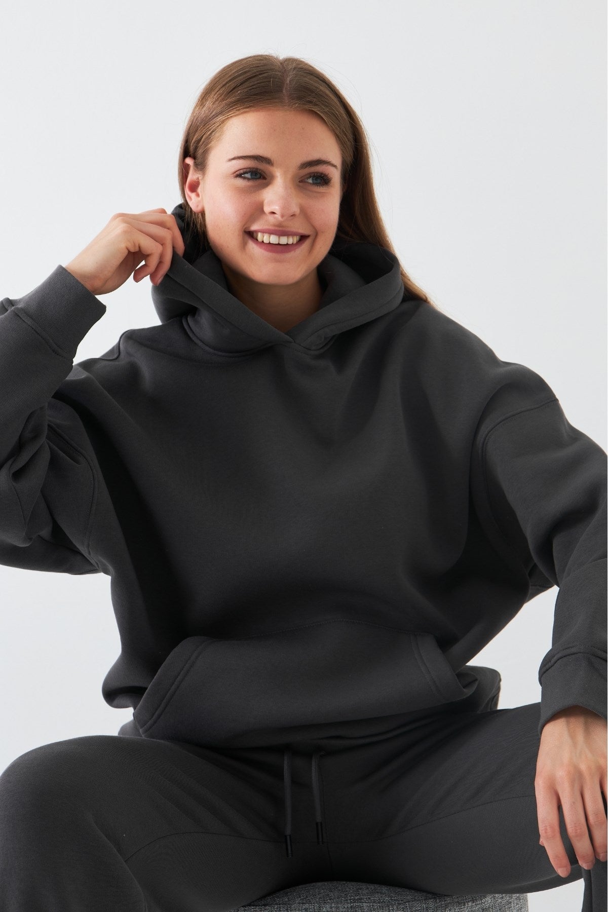  Oversize Unisex Sweatshirt Hoodie Füme – Kapüşonlu, 3 İplik Şardonlu Polar, Kanguru Cepli, Basic