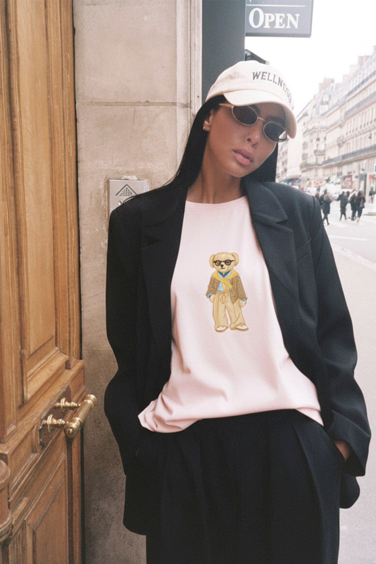 Kadın Oversize Tişört Léo Bear Baskılı Pembe – %100 Pamuk Compact Süprem 24/1