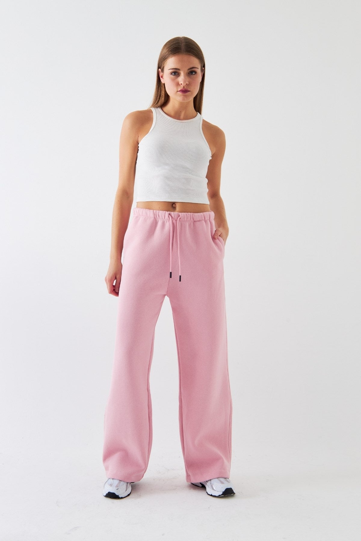 Oversize Unisex Eşofman Altı Pembe – 3 İplik Şardonlu, Bol Paça, Cepli, Modern Rahat Kesim