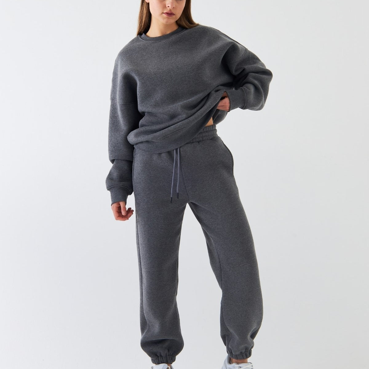 Unisex Oversize Eşofman Takımı Basic Füme Melanj – Bisiklet Yaka, Lastikli Paça, 3 İplik Polar