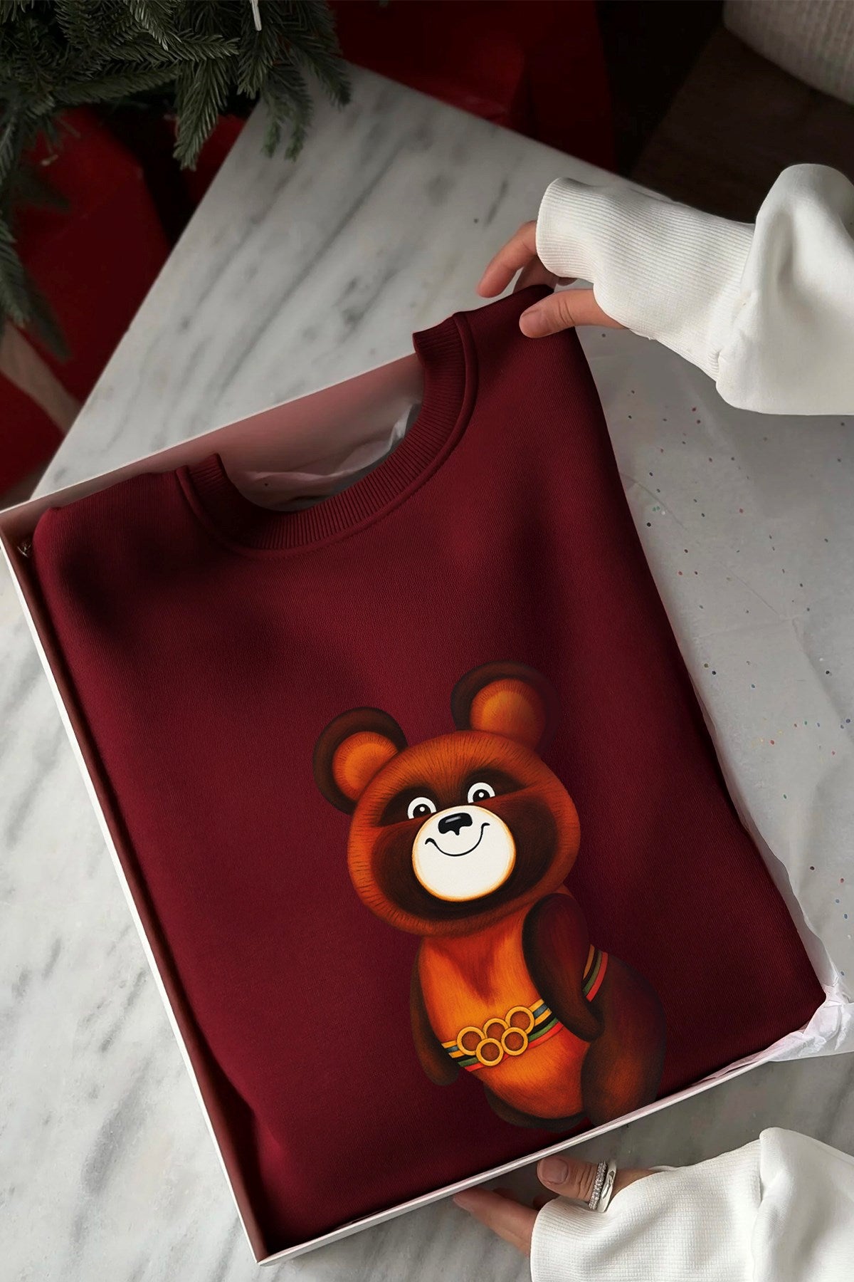 Kadın Oversize Sweatshirt Elbise Misha Mood Baskılı Bordo – Bisiklet Yaka, 3 İplik Şardonlu Polar