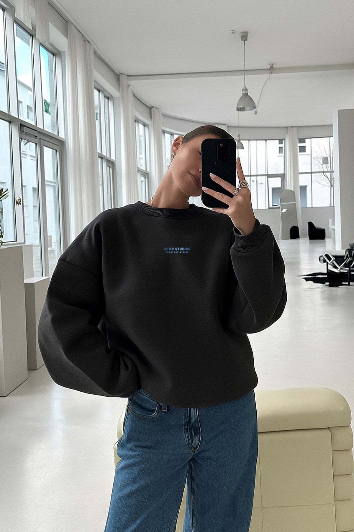 Kadın Oversize Sweatshirt CHMP STUDIOS Füme – Bisiklet Yaka, 3 İplik Şardounlu Polar