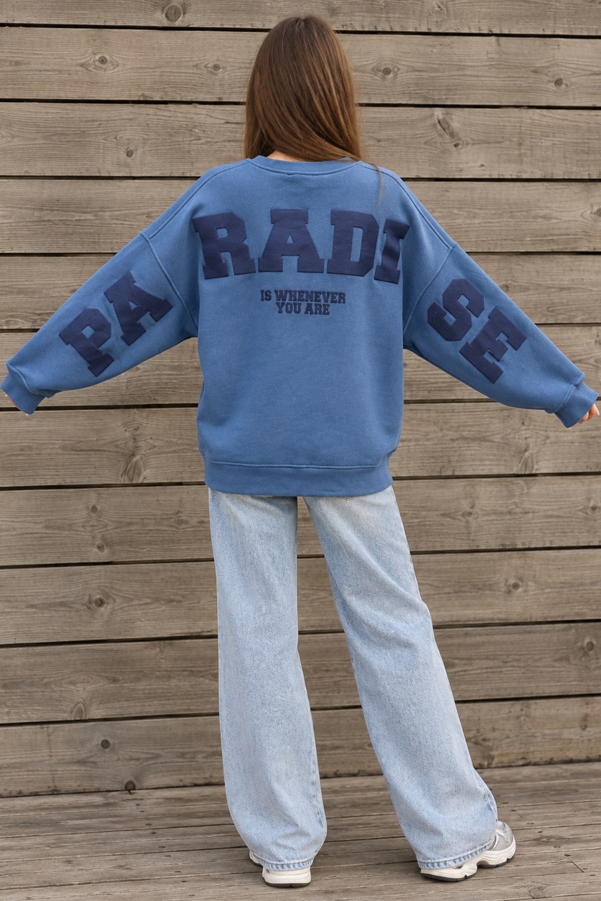 Kadın Oversize Sweatshirt Paradise Varsity Kabartma Baskılı Marine – Bisiklet Yaka, 3 İplik Şardonlu Polar