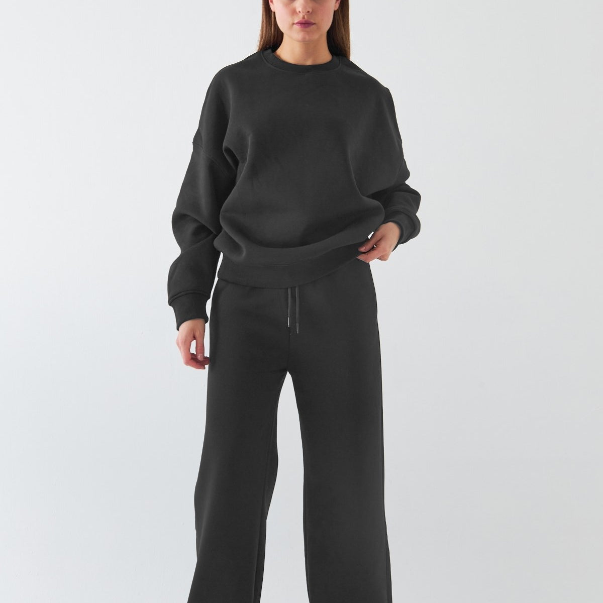 Unisex Oversize Eşofman Takımı Basic Füme – Bisiklet Yaka, Bol Paça, 3 İplik Şardonlu Polar