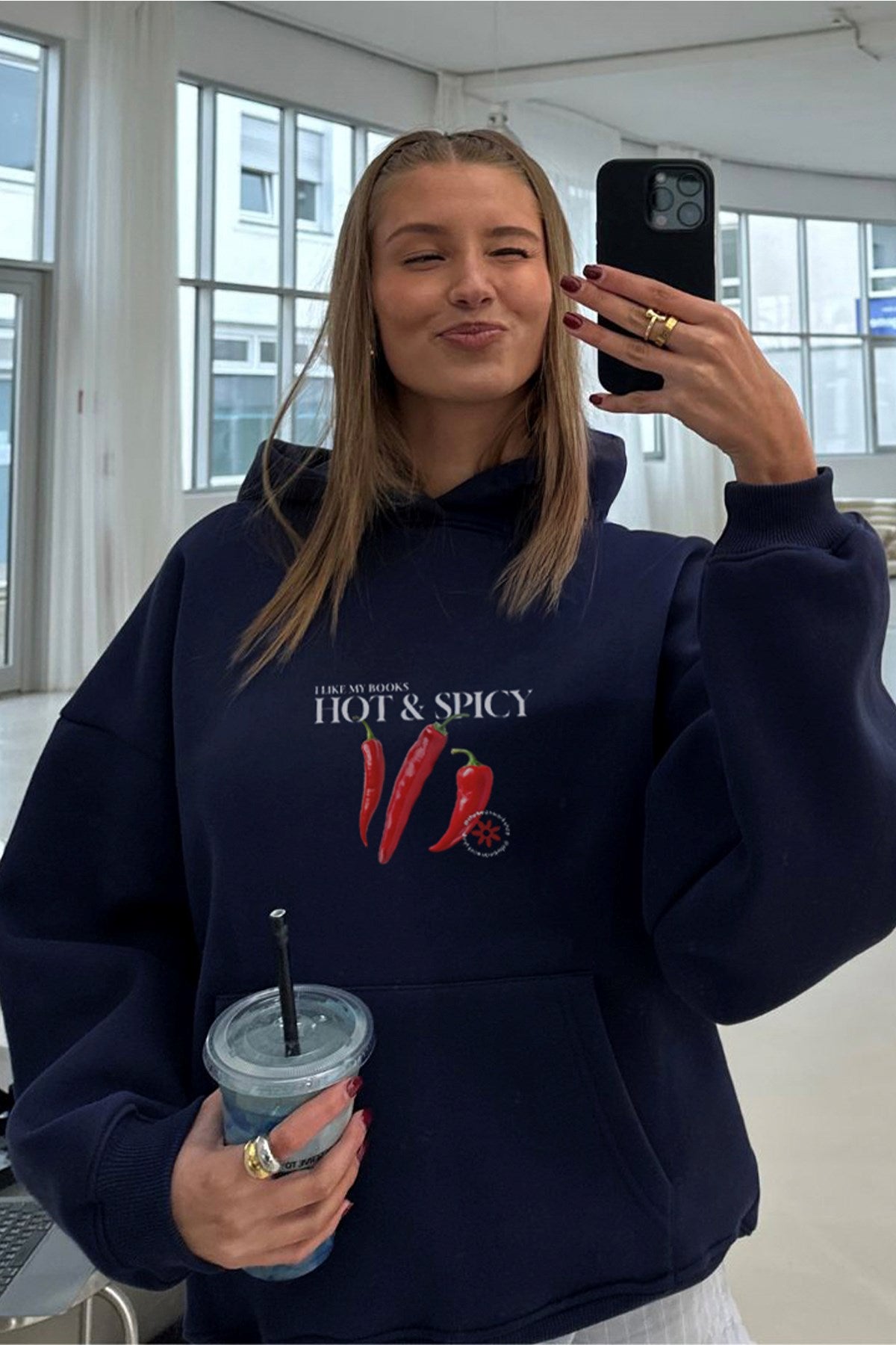 Kadın Oversize Sweatshirt Hoodie Hot & Spicy Baskılı Lacivert – Kapüşonlu, 3 İplik Şardonlu Polar