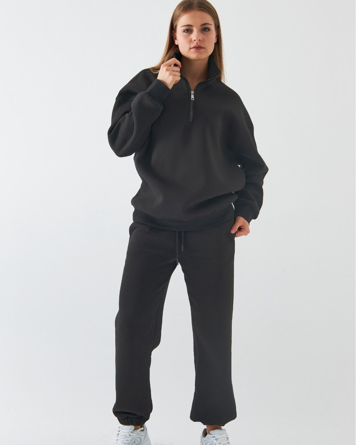 Unisex Oversize Eşofman Takımı Basic Füme – Fermuarlı Dik Yaka, Lastikli Paça, 3 İplik Polar