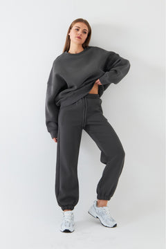 Unisex Oversize Eşofman Takımı Basic Füme – Bisiklet Yaka, Lastikli Paça, 3 İplik Şardonlu Polar