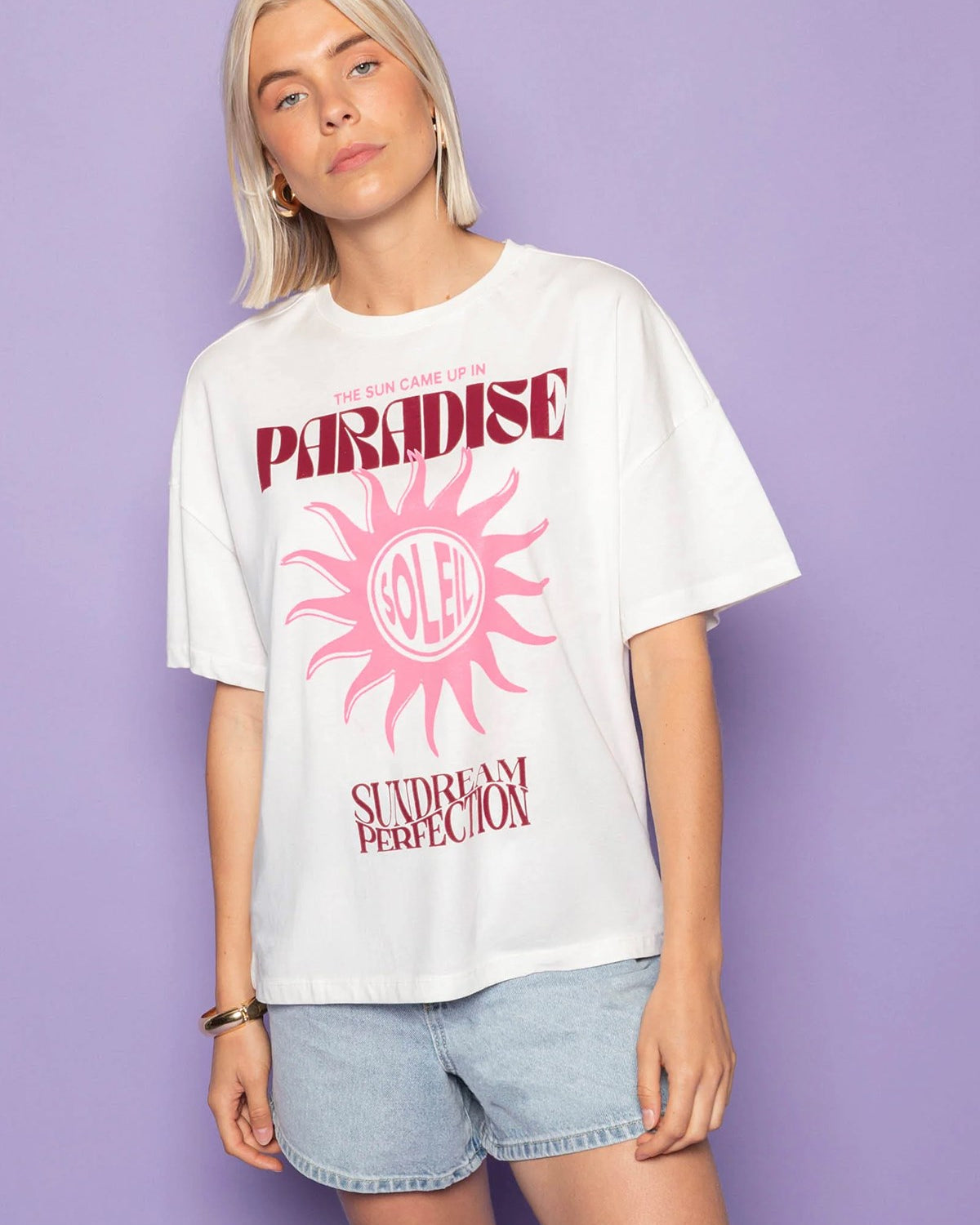 Kadın Oversize Tişört Paradise Sundream Baskılı Beyaz – Bisiklet Yaka, %100 Pamuk Compact Süprem 24/1