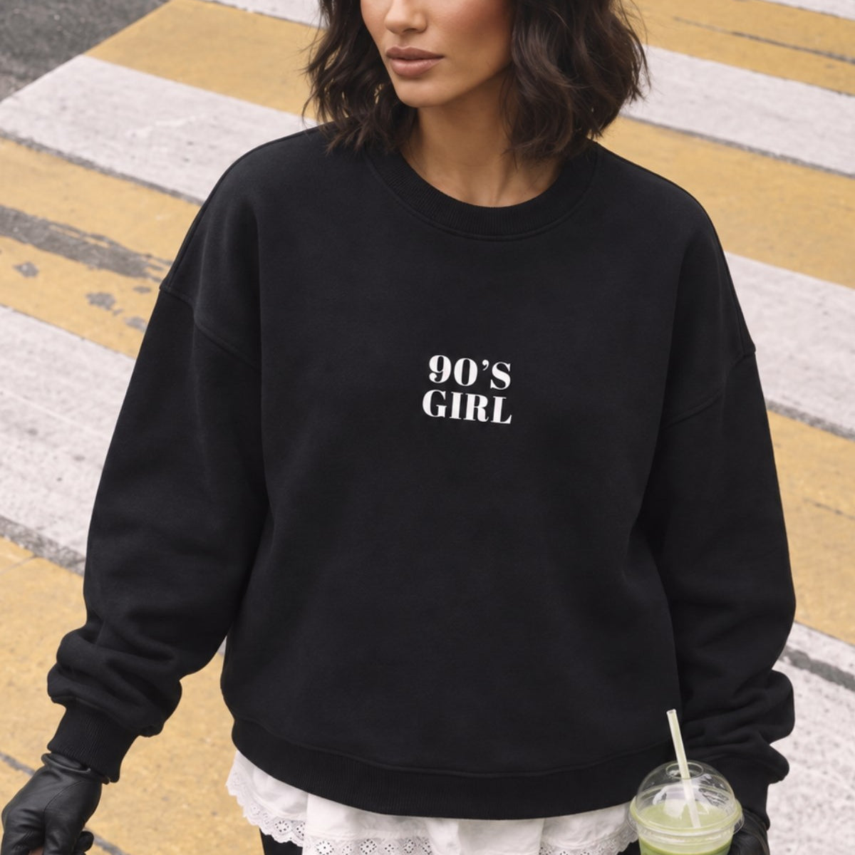 Kadın Oversize Sweatshirt 90’s Girl Baskılı Siyah – Bisiklet Yaka, 3 İplik Şardonlu Polar