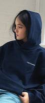  Every Thing Is Fine Baskılı Unisex Lacivert Kapüşonlu Sweatshirt – 3 İplik Şardonlu Kumaş