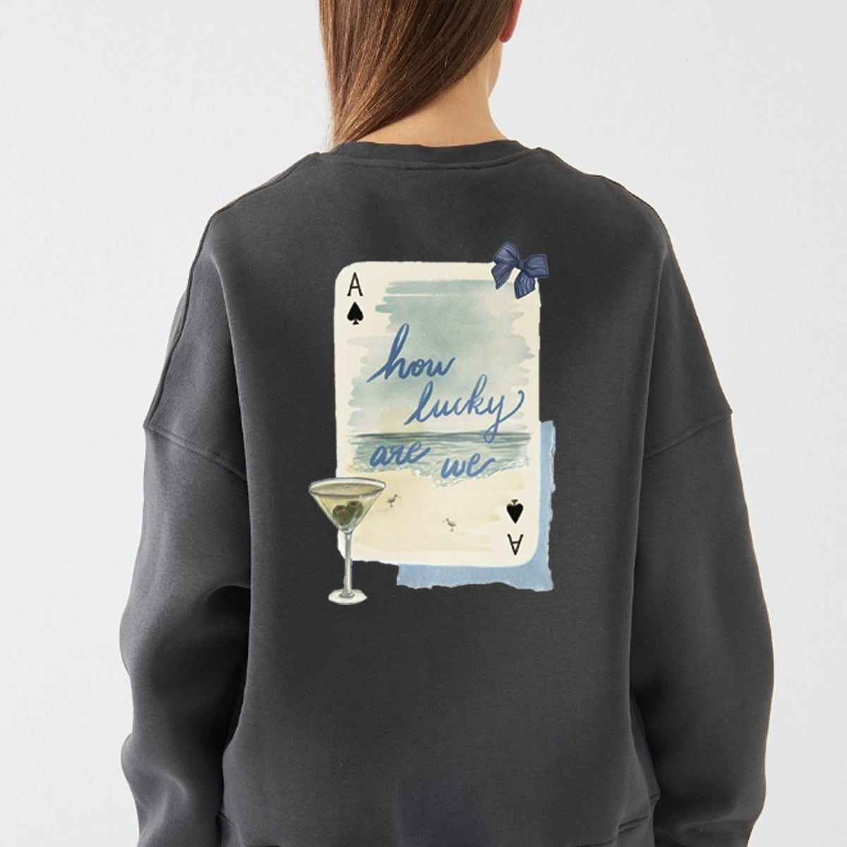 Kadın Oversize Sweatshirt How Lucky Are We Baskılı Füme– Bisiklet Yaka, 3 İplik Şardonlu Polar