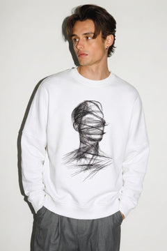 Erkek Oversize Sweatshirt Blind Trace Baskılı Beyaz – Bisiklet Yaka, 3 İplik Şardonlu Polar