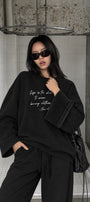 Kadın Relaxed Fit Sweatshirt Life Is Too Short Baskılı Siyah – Bisiklet Yaka, 3 İplik Şardonsuz