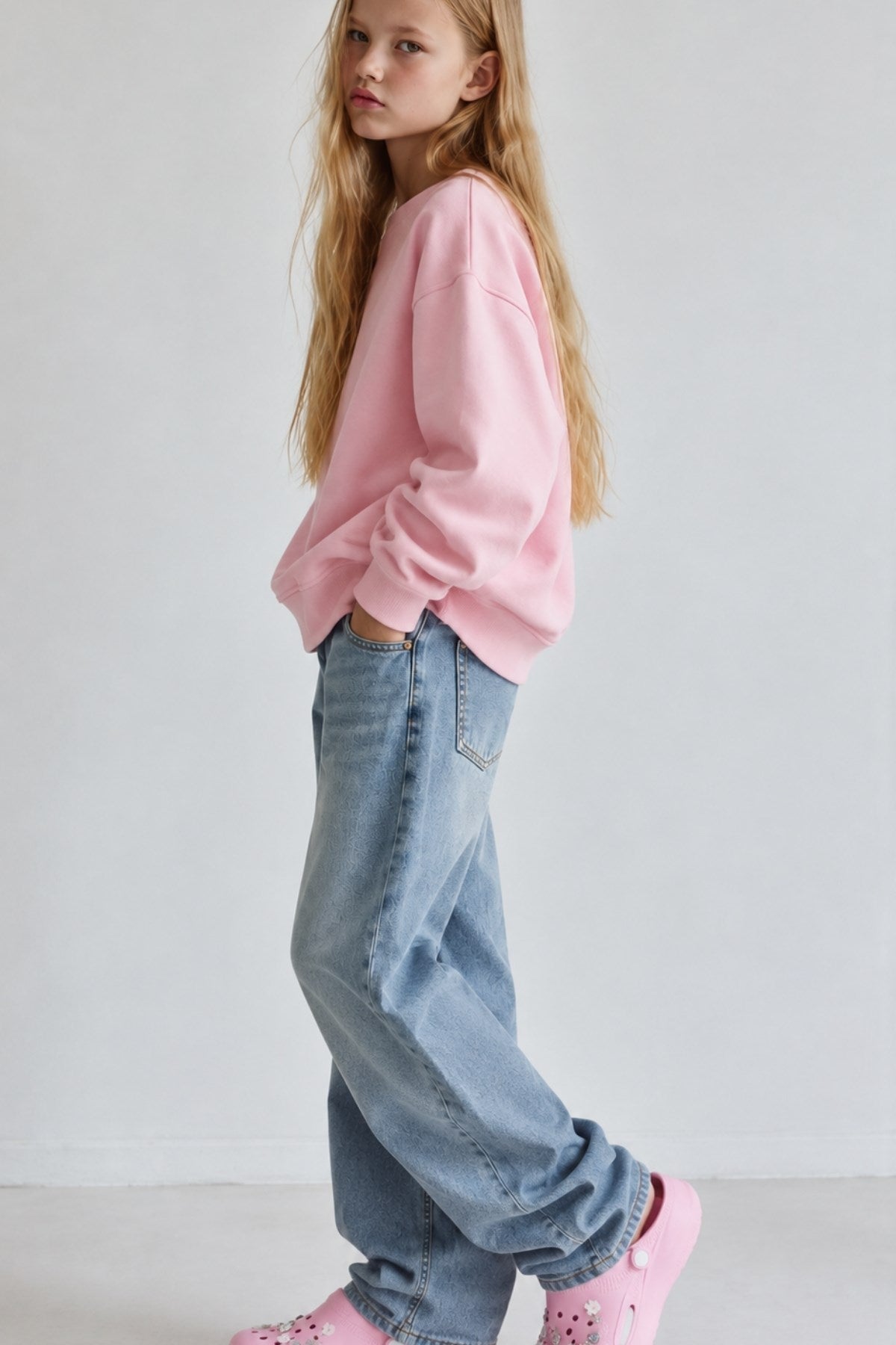 Kız Çocuk Oversize Sweatshirt Basic Pembe – Bisiklet yaka, 3 iplik şardonlu polar